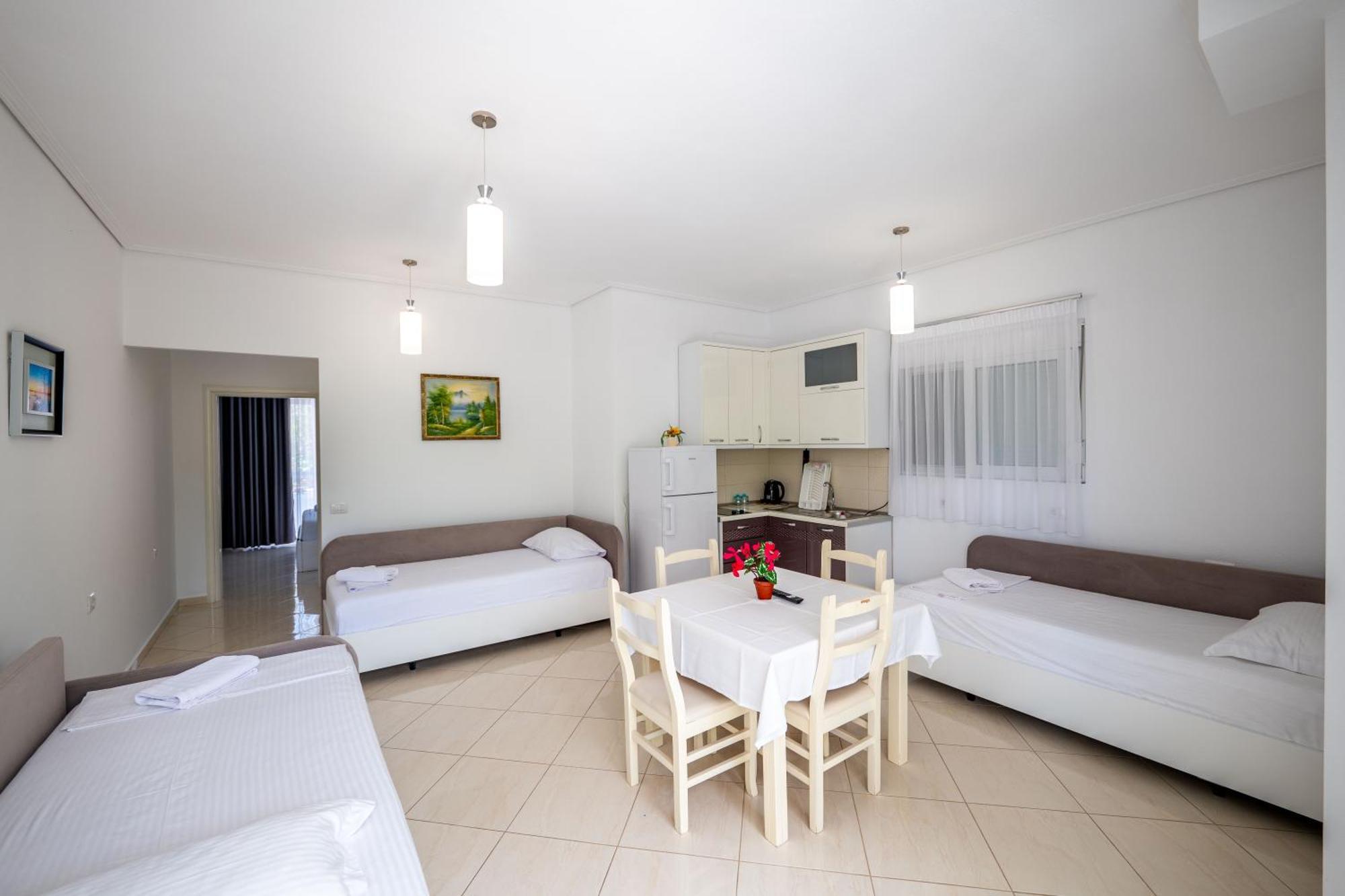 קסאמיל Apartments Margarita מראה חיצוני תמונה